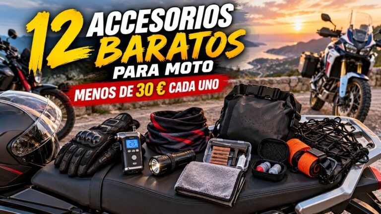 Portada: 12 accesorios baratos para moto, menos de 30 € cada uno, sobre el asiento de una moto
